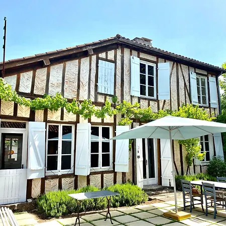 Villa Authentique Du Xix E Siecle Avec Piscine *