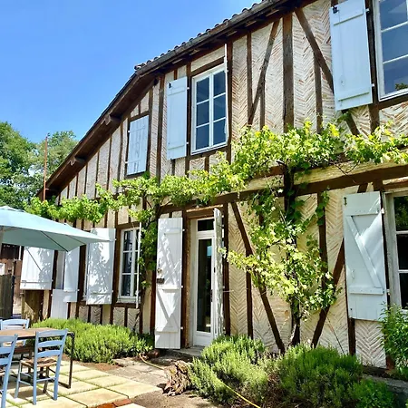 Authentique Du Xix E Siecle Avec Piscine Lue