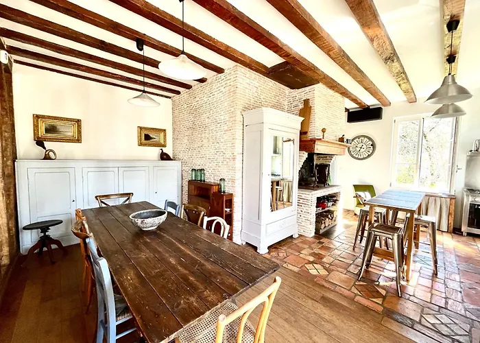 Authentique Du Xix E Siecle Avec Piscine *